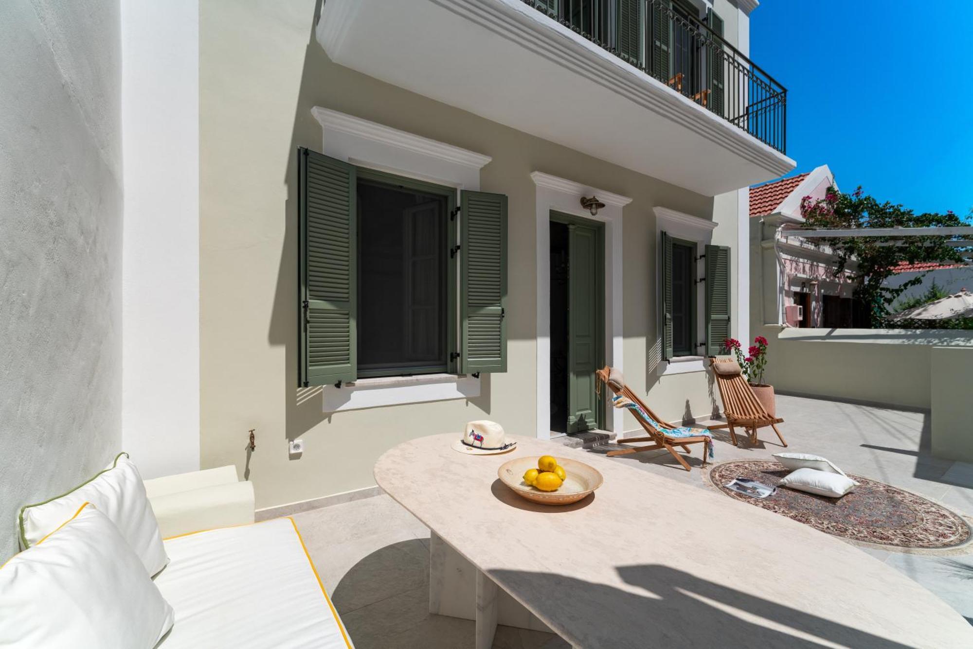 Nisomar Suites Symi Exterior photo