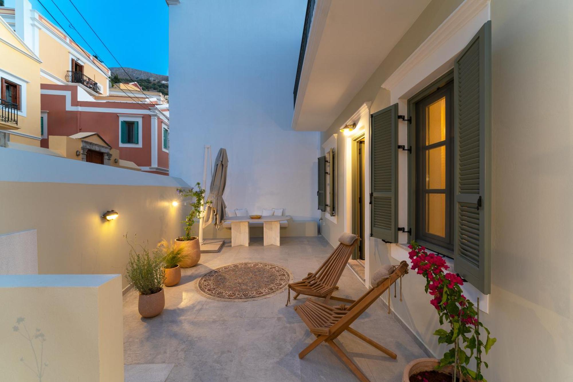 Nisomar Suites Symi Exterior photo