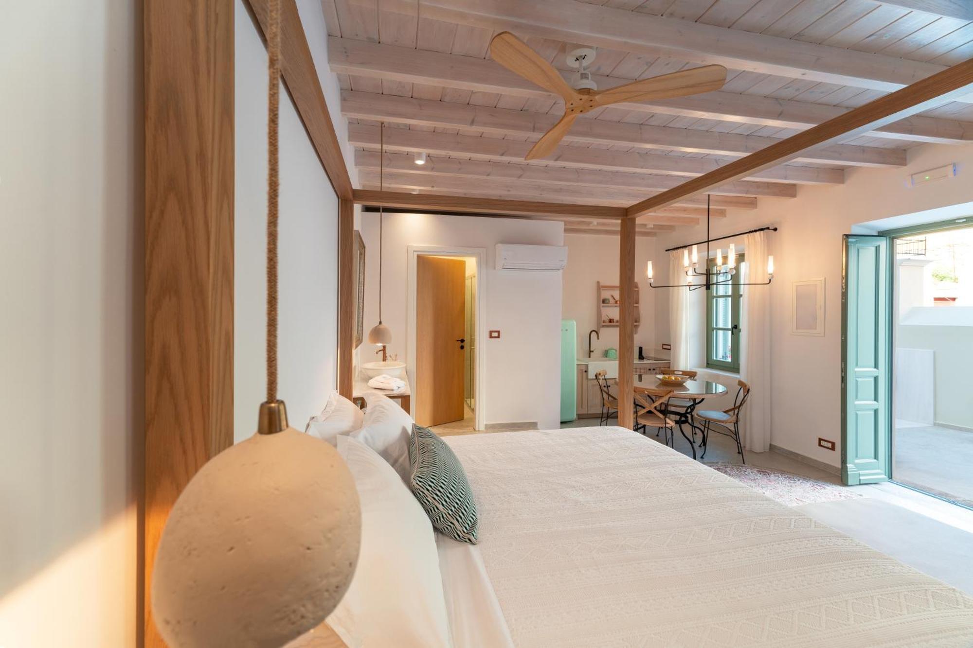 Nisomar Suites Symi Exterior photo